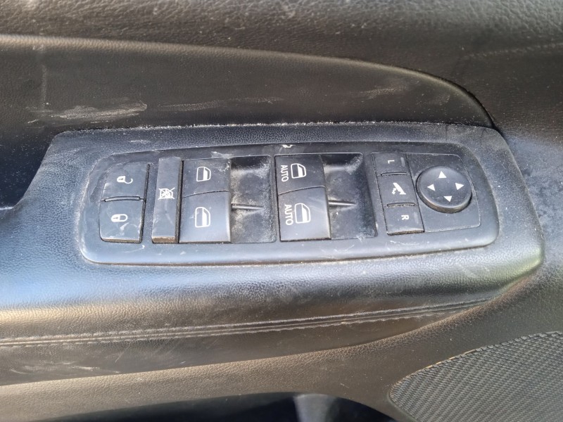 jeep grand cherokee iv (wk, wk2) del año 2012