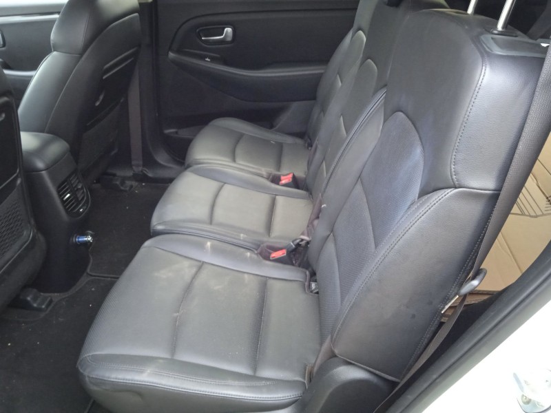 kia carens iv del año 2016