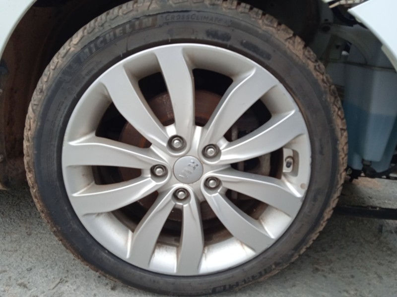 kia carens iv del año 2016