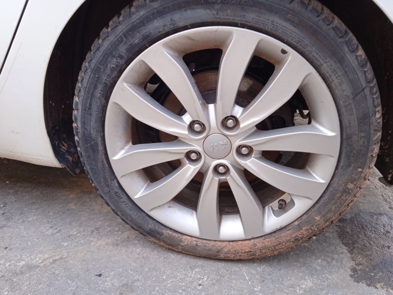 kia carens iv del año 2016