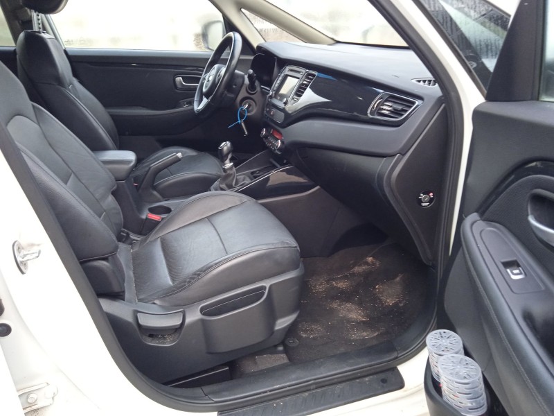 kia carens iv del año 2016