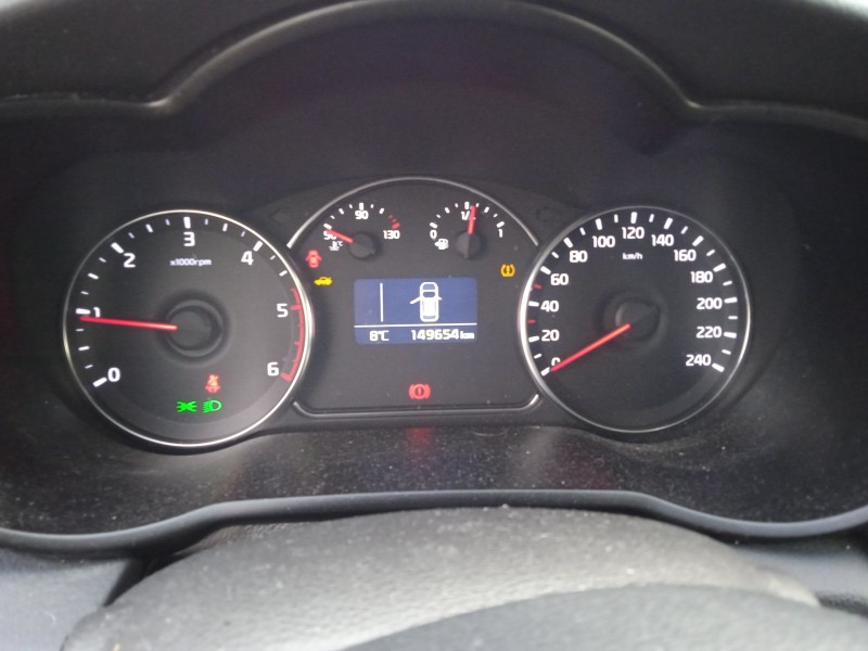 kia carens iv del año 2016