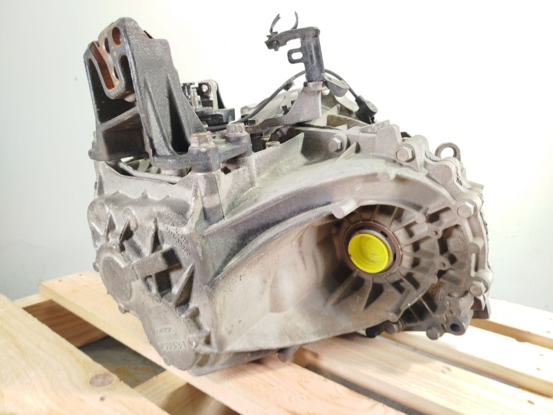 Recambio de caja cambios para hyundai i30 (gd) 1.4 crdi referencia OEM IAM 4300032904  