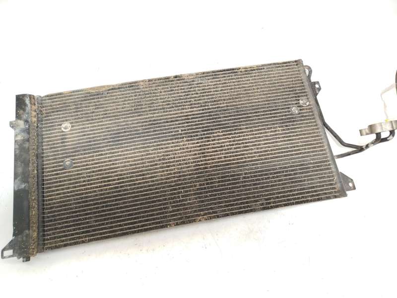 CONDENSADOR / RADIADOR AIRE ACONDICIONADO 4L0260401A 