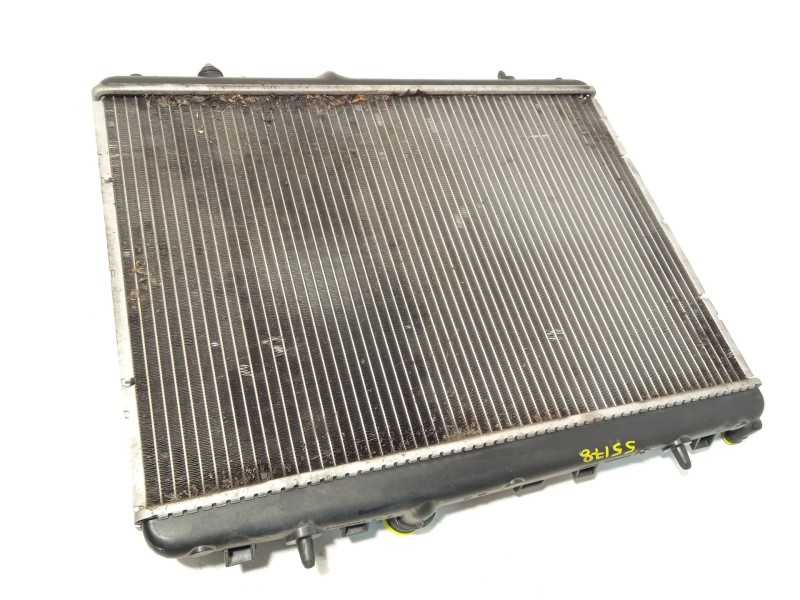 Recambio de radiador agua para citroën c4 cactus 1.2 thp 110 referencia OEM IAM 1330P9  