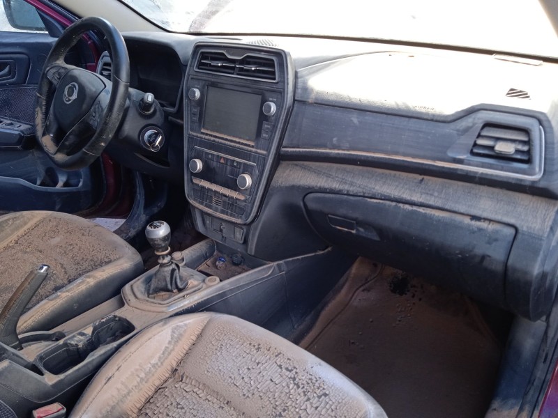 ssangyong tivoli del año 2022