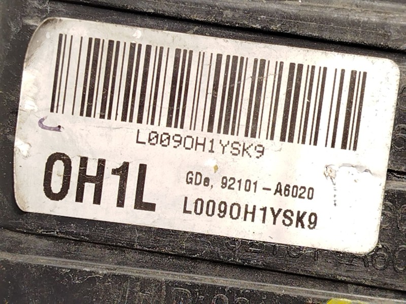 Recambio de faro izquierdo para hyundai i30 (gd) 1.4 crdi referencia OEM IAM 92101A6020  