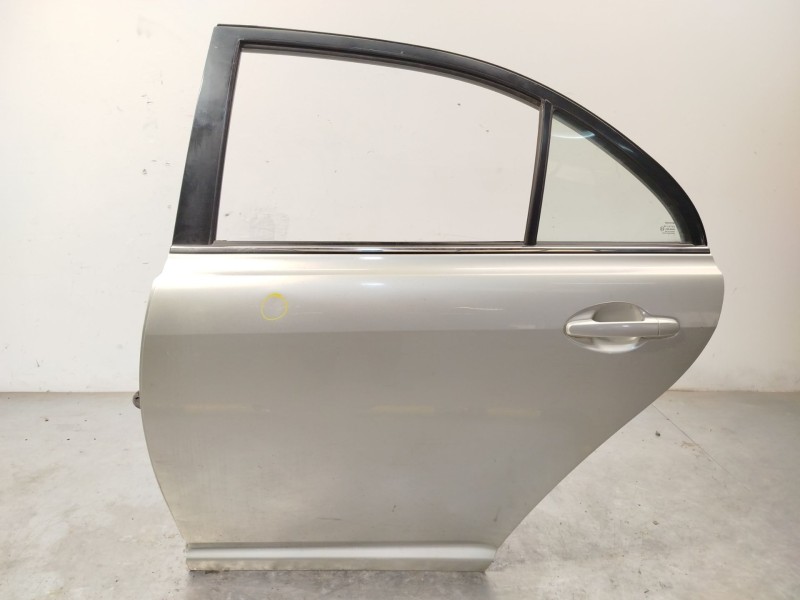 Recambio de puerta trasera izquierda para toyota avensis (_t25_) 2.0 d-4d (cdt250_) referencia OEM IAM 6700405110  