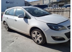 opel astra j sports tourer (p10) del año 2015