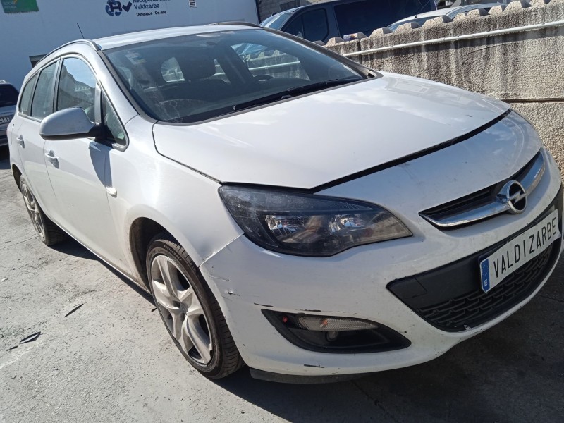 opel astra j sports tourer (p10) del año 2015
