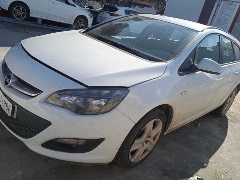 opel astra j sports tourer (p10) del año 2015