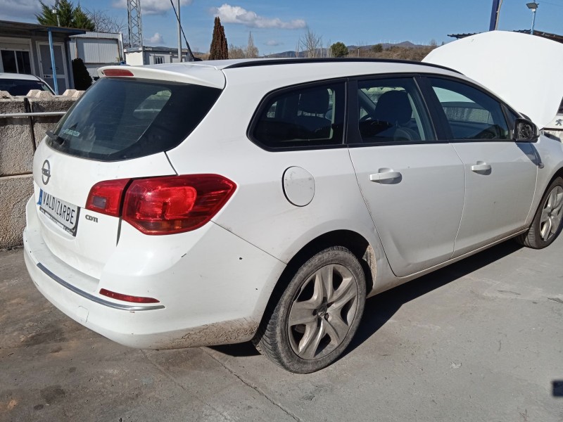 opel astra j sports tourer (p10) del año 2015