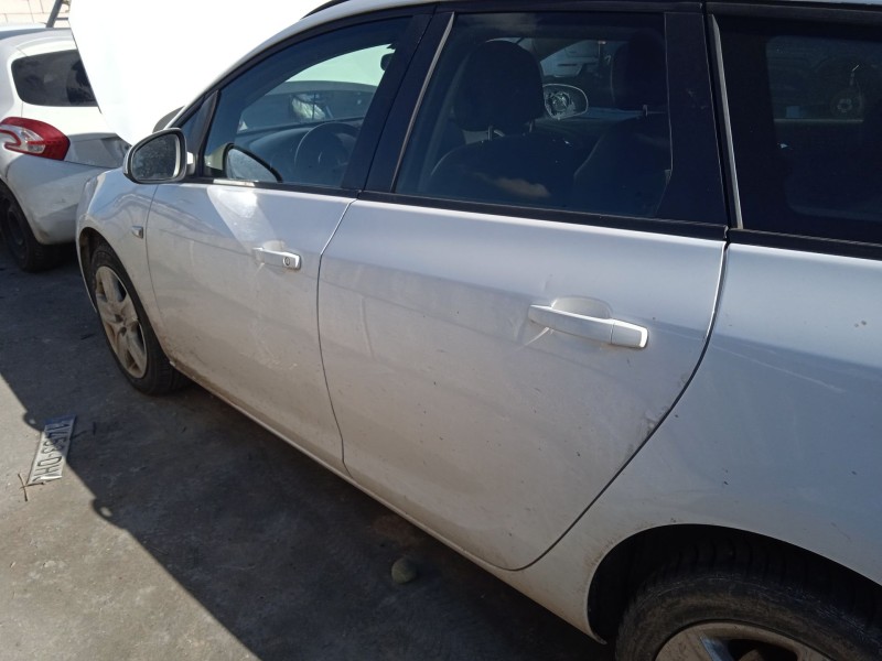 opel astra j sports tourer (p10) del año 2015