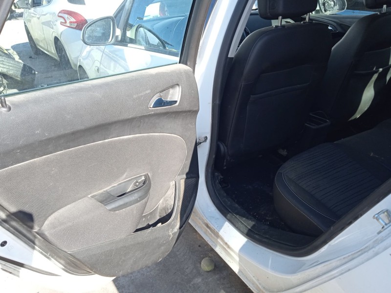 opel astra j sports tourer (p10) del año 2015