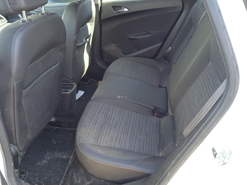 opel astra j sports tourer (p10) del año 2015