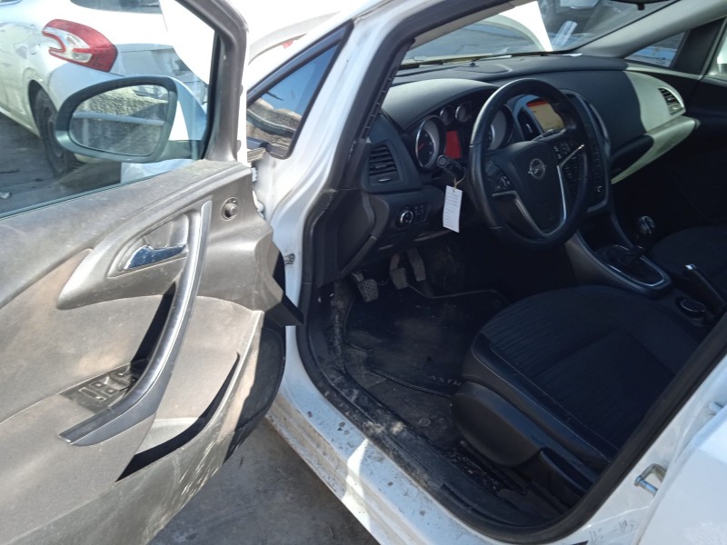 opel astra j sports tourer (p10) del año 2015