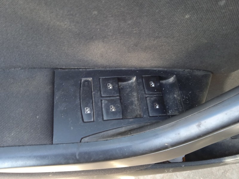 opel astra j sports tourer (p10) del año 2015