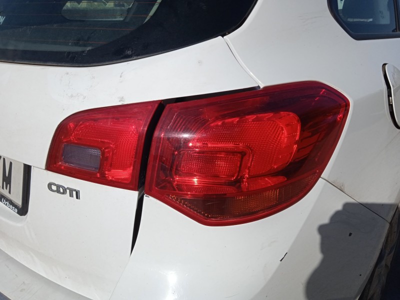 opel astra j sports tourer (p10) del año 2015