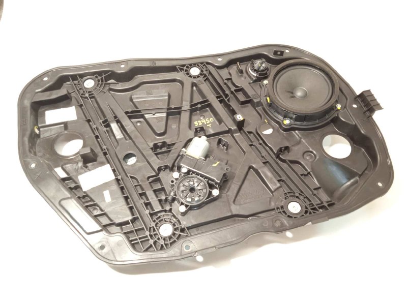 ELEVALUNAS DELANTERO IZQUIERDO 82470J7060 