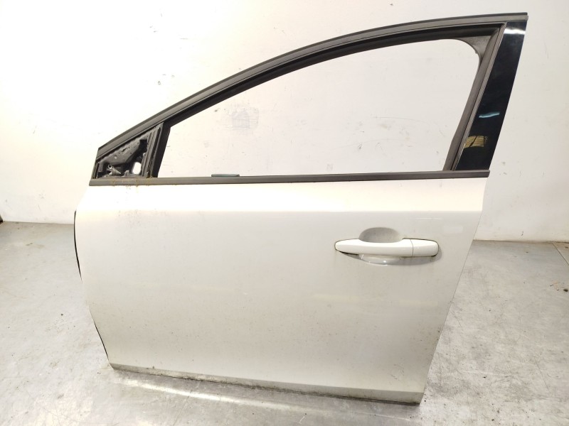 Recambio de puerta delantera izquierda para volvo v40 hatchback (525) d2 referencia OEM IAM 32321018  