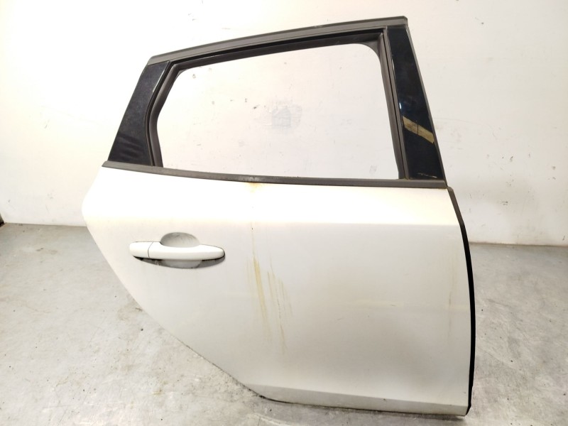 Recambio de puerta trasera derecha para volvo v40 hatchback (525) d2 referencia OEM IAM 32351000  