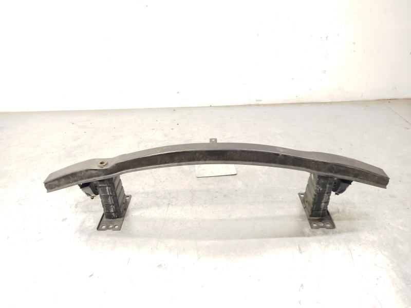 Recambio de refuerzo paragolpes delantero para bmw 3 (e90) 320 d referencia OEM IAM 51117146645  