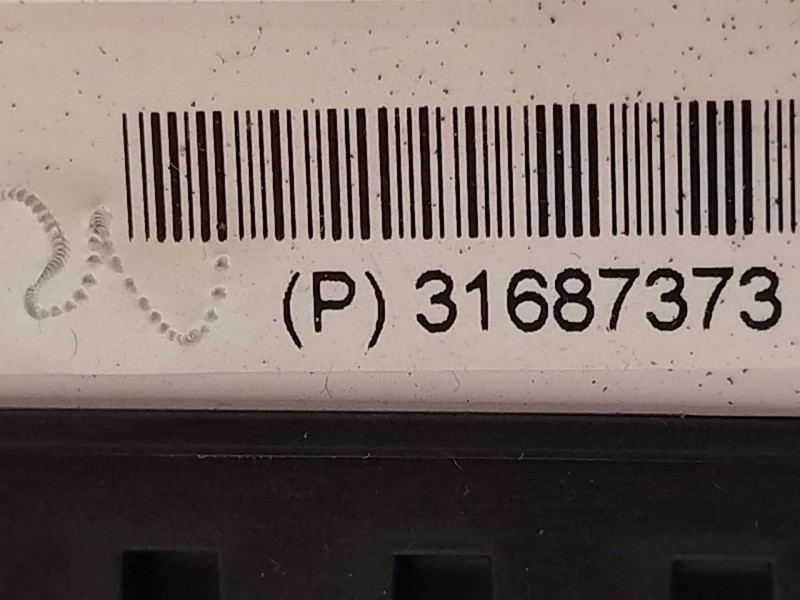 Recambio de cuadro instrumentos para volvo v40 hatchback (525) d2 referencia OEM IAM 31687373  