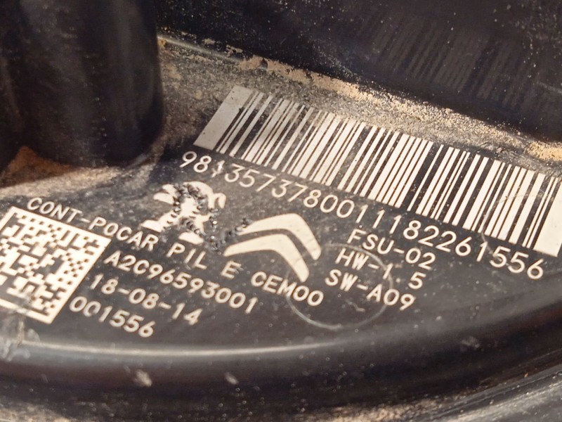 Recambio de bomba combustible para citroën c4 cactus 1.2 thp 110 referencia OEM IAM 9813573780  A2C96593001