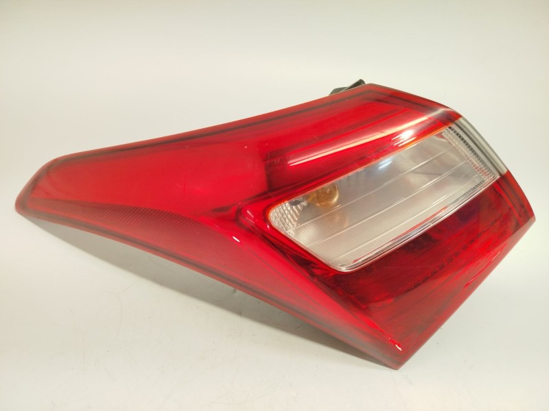 Recambio de piloto trasero izquierdo para hyundai i30 (gd) 1.4 crdi referencia OEM IAM 92401A5020  