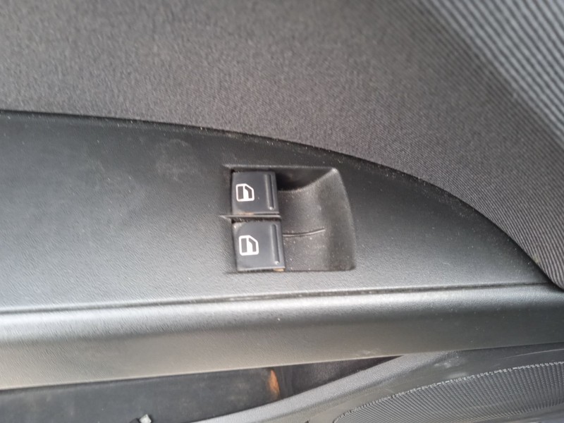 seat leon (1p1) del año 2011