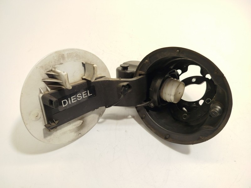 Recambio de tapa exterior combustible para hyundai i30 (gd) 1.4 crdi referencia OEM IAM 81595A5000 69510A5000 