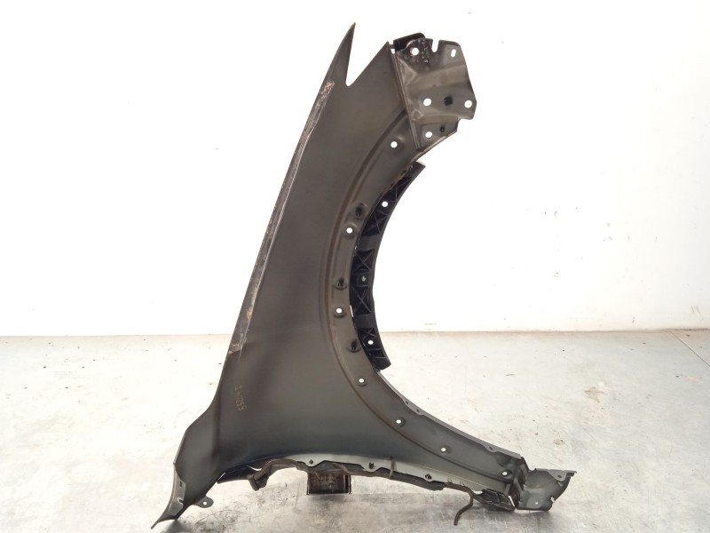 Recambio de aleta delantera izquierda para mazda cx-3 (dk) 2.0 skyactiv-g referencia OEM IAM D10E52211C  