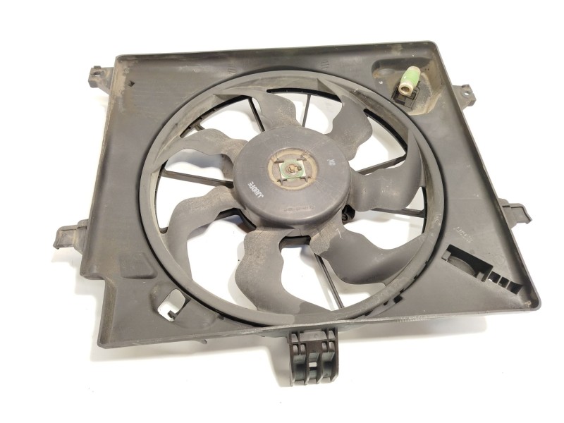 Recambio de electroventilador para hyundai i30 (gd) 1.4 crdi referencia OEM IAM 25304A6810  