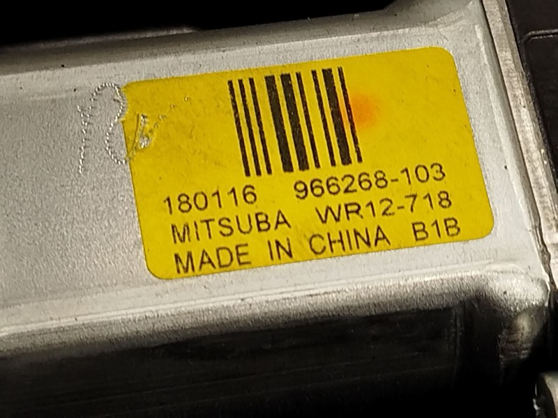 Recambio de elevalunas delantero izquierdo para volvo v40 hatchback (525) d2 referencia OEM IAM 31276215  