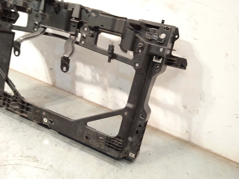 Recambio de panel frontal para mazda cx-3 (dk) 2.0 skyactiv-g referencia OEM IAM D10E53110A  