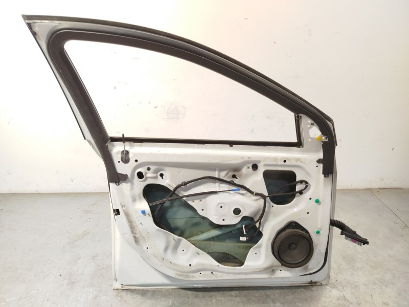 Recambio de puerta delantera izquierda para chevrolet cruze hatchback (j305) 1.6 referencia OEM IAM 95987757  