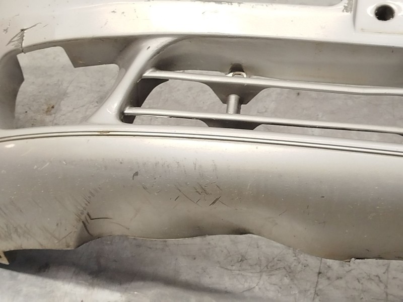 Recambio de paragolpes delantero para mercedes-benz clase v furgoneta (638/2) v 220 (638294) referencia OEM IAM A6388800570  