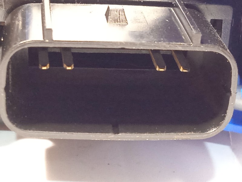 Recambio de cerradura puerta delantera derecha para hyundai i20 iii (bc3, bi3) 1.2 referencia OEM IAM 81320Q0010  