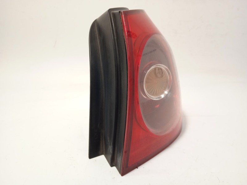 Recambio de piloto trasero derecho para volkswagen golf v (1k1) 1.9 tdi referencia OEM IAM 1K6945096G  89031823