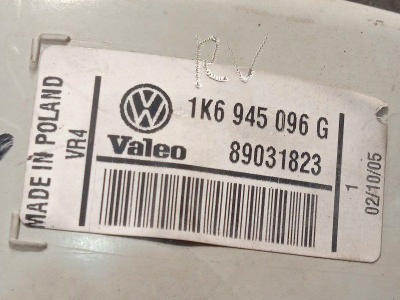 Recambio de piloto trasero derecho para volkswagen golf v (1k1) 1.9 tdi referencia OEM IAM 1K6945096G  89031823