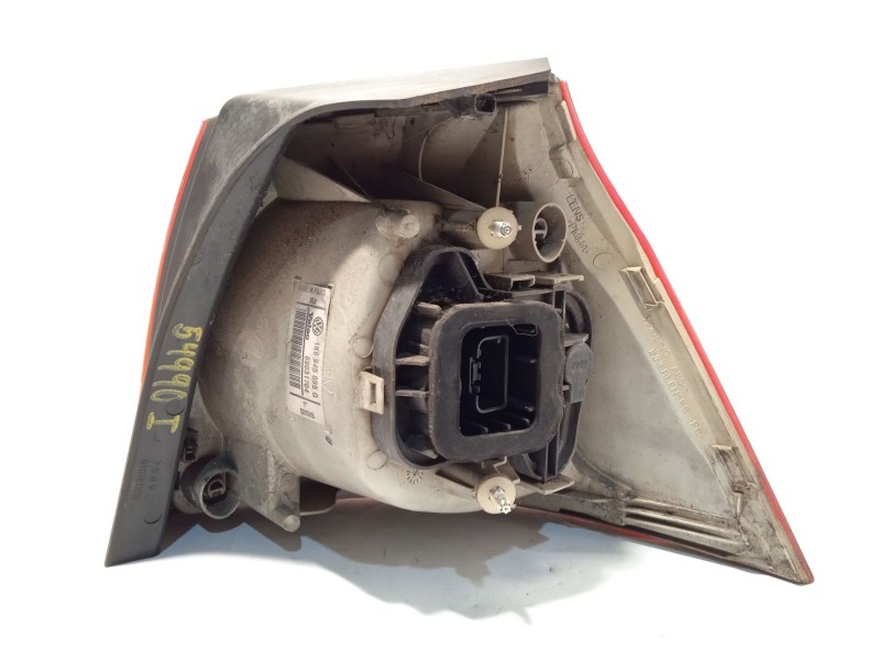 Recambio de piloto trasero izquierdo para volkswagen golf v (1k1) 1.9 tdi referencia OEM IAM 1K6945095G  89031704