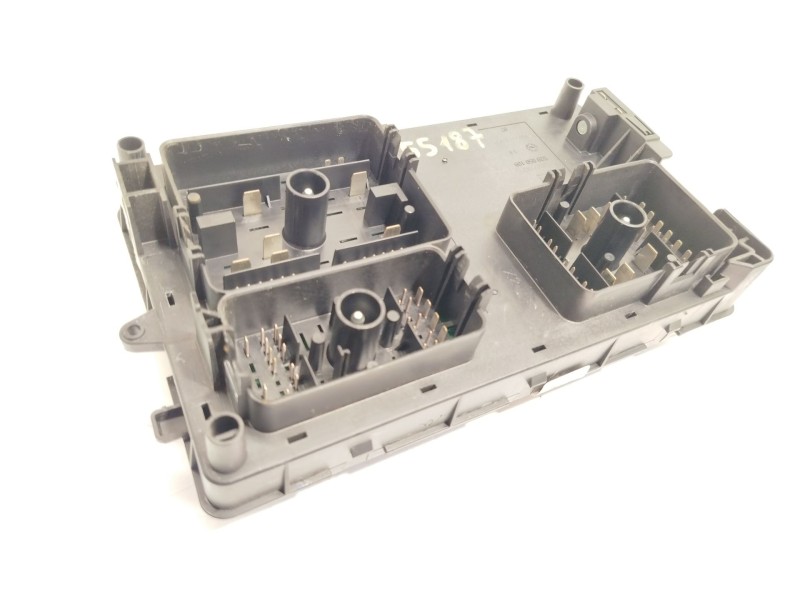 Recambio de caja reles / fusibles para chevrolet cruze hatchback (j305) 1.6 referencia OEM IAM 95107228  