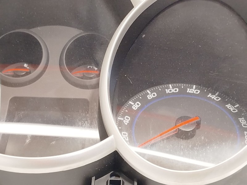 Recambio de cuadro instrumentos para chevrolet cruze hatchback (j305) 1.6 referencia OEM IAM 95299473  