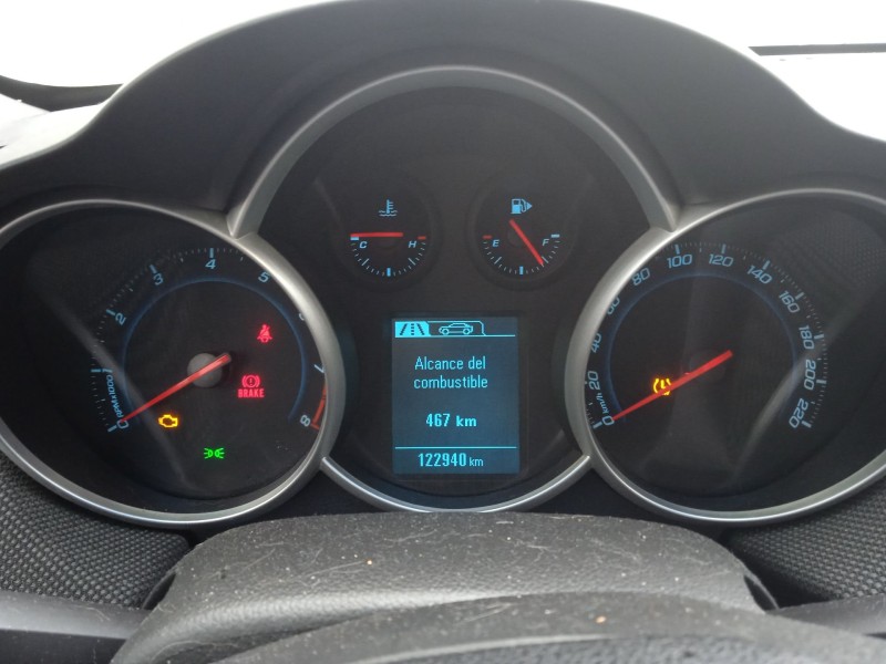 Recambio de cuadro instrumentos para chevrolet cruze hatchback (j305) 1.6 referencia OEM IAM 95299473  