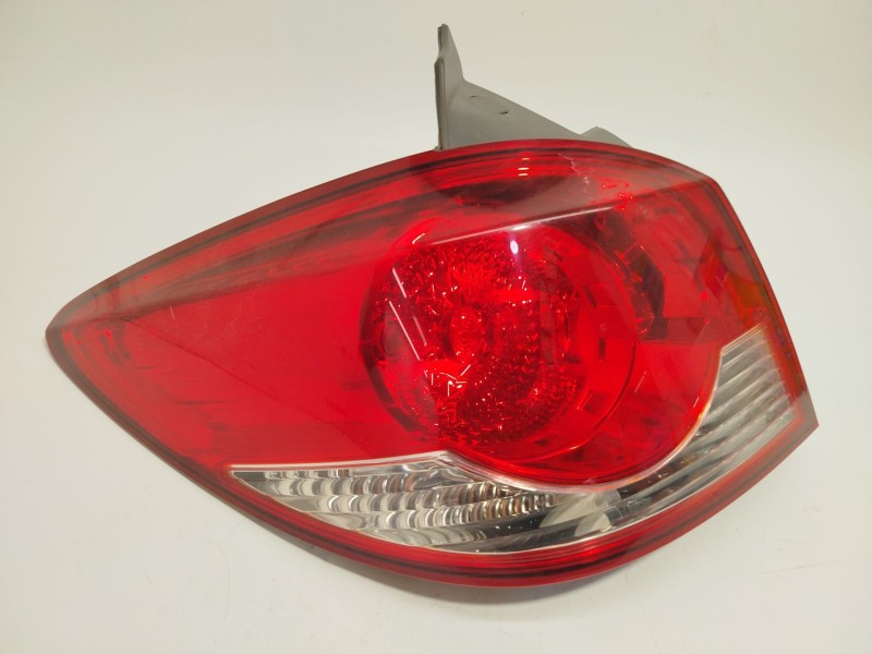 Recambio de piloto trasero izquierdo para chevrolet cruze hatchback (j305) 1.6 referencia OEM IAM 95365876  