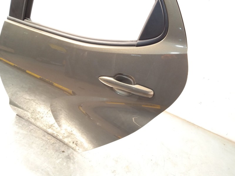 Recambio de puerta trasera izquierda para toyota yaris (_p21_, _pa1_, _ph1_) 1.5 (mxpa11) referencia OEM IAM 67004K0060  