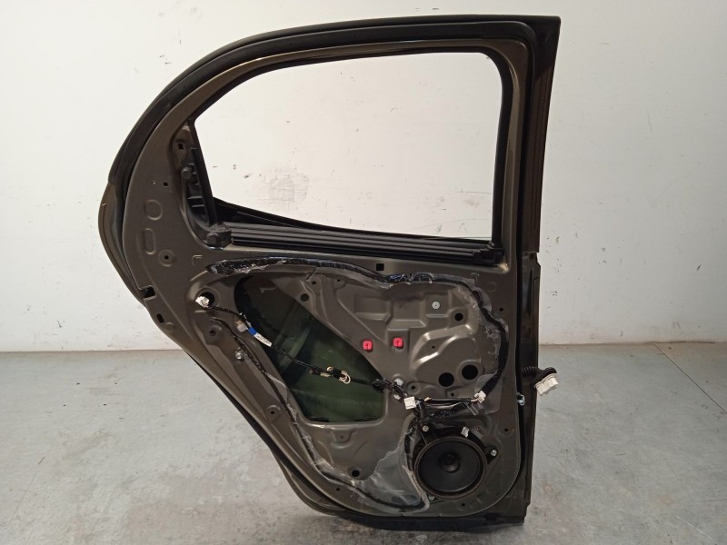 Recambio de puerta trasera izquierda para toyota yaris (_p21_, _pa1_, _ph1_) 1.5 (mxpa11) referencia OEM IAM 67004K0060  