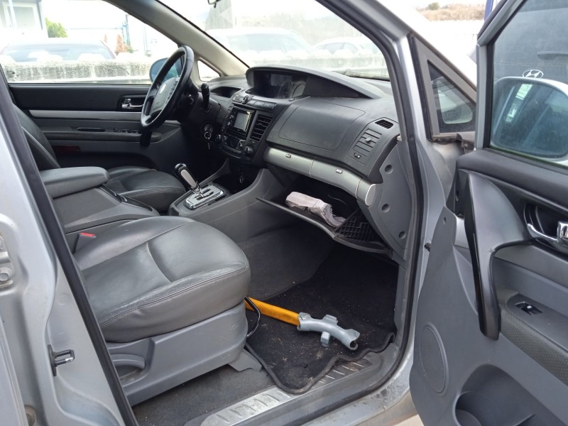 ssangyong rodius i del año 2010