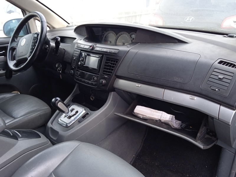 ssangyong rodius i del año 2010