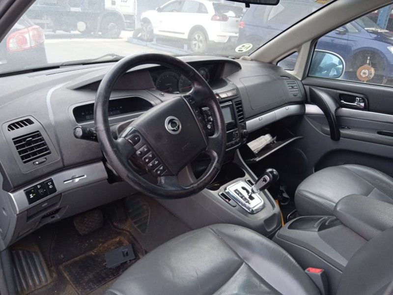 ssangyong rodius i del año 2010